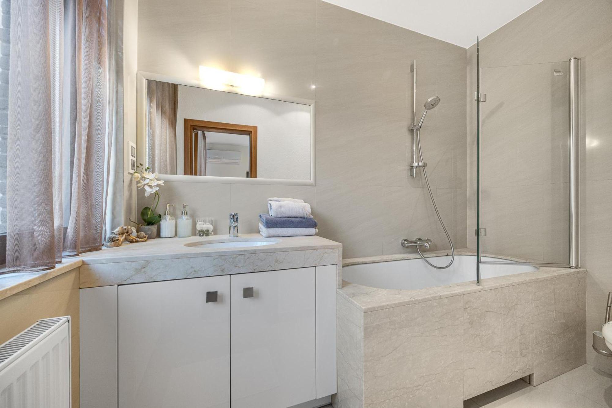 Revon Business Apartment 48 Dunajska Bratislava Eksteriør billede